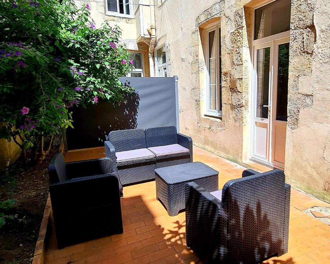 Coeur De La Rochelle Avec Terrasse Apartment Exterior photo
